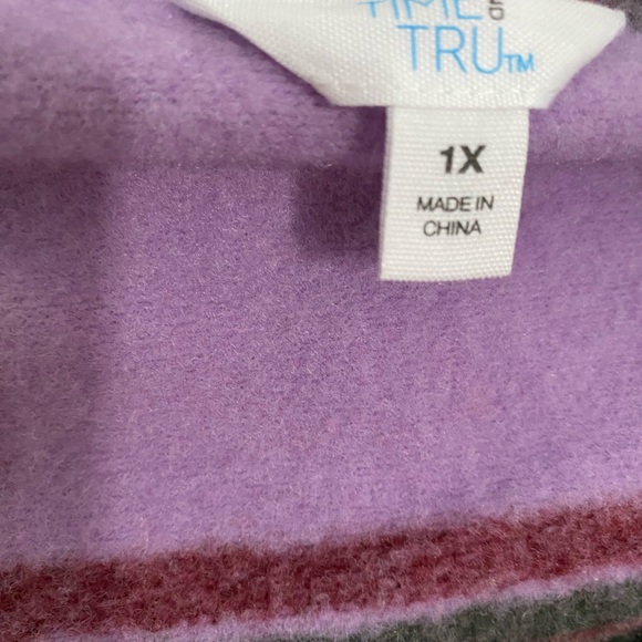 Time and Tru Women's Plaid Pea Coat in Purple and Gray - Picture 6 of 6
